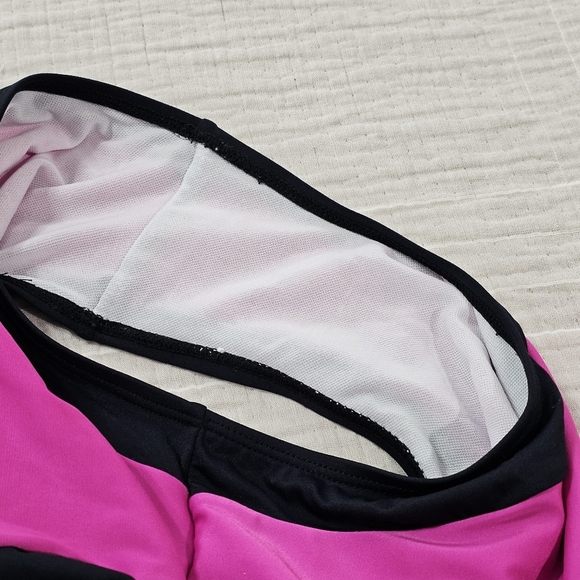Fuchsia And Black Two Tone Padded Cut Out One Piece Summer Swimsuit Size Large - Picture 13 of 15
